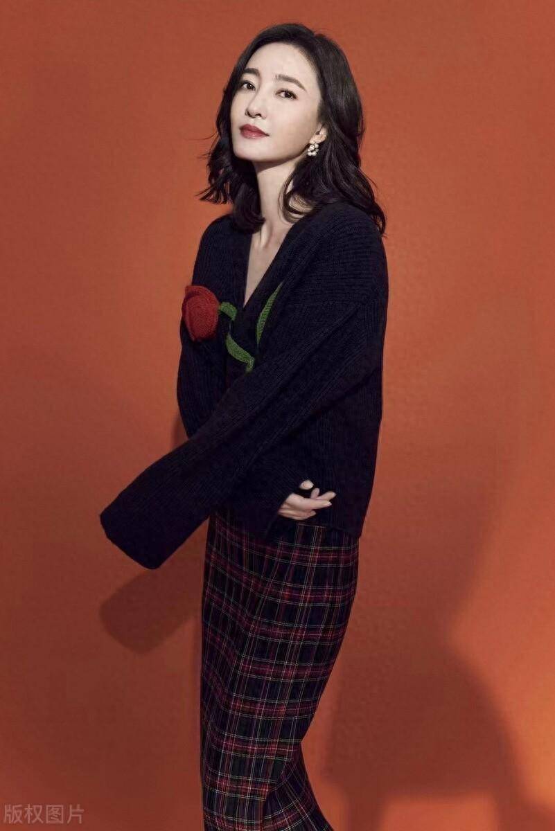 王丽坤这身材,这才是尤物啊!