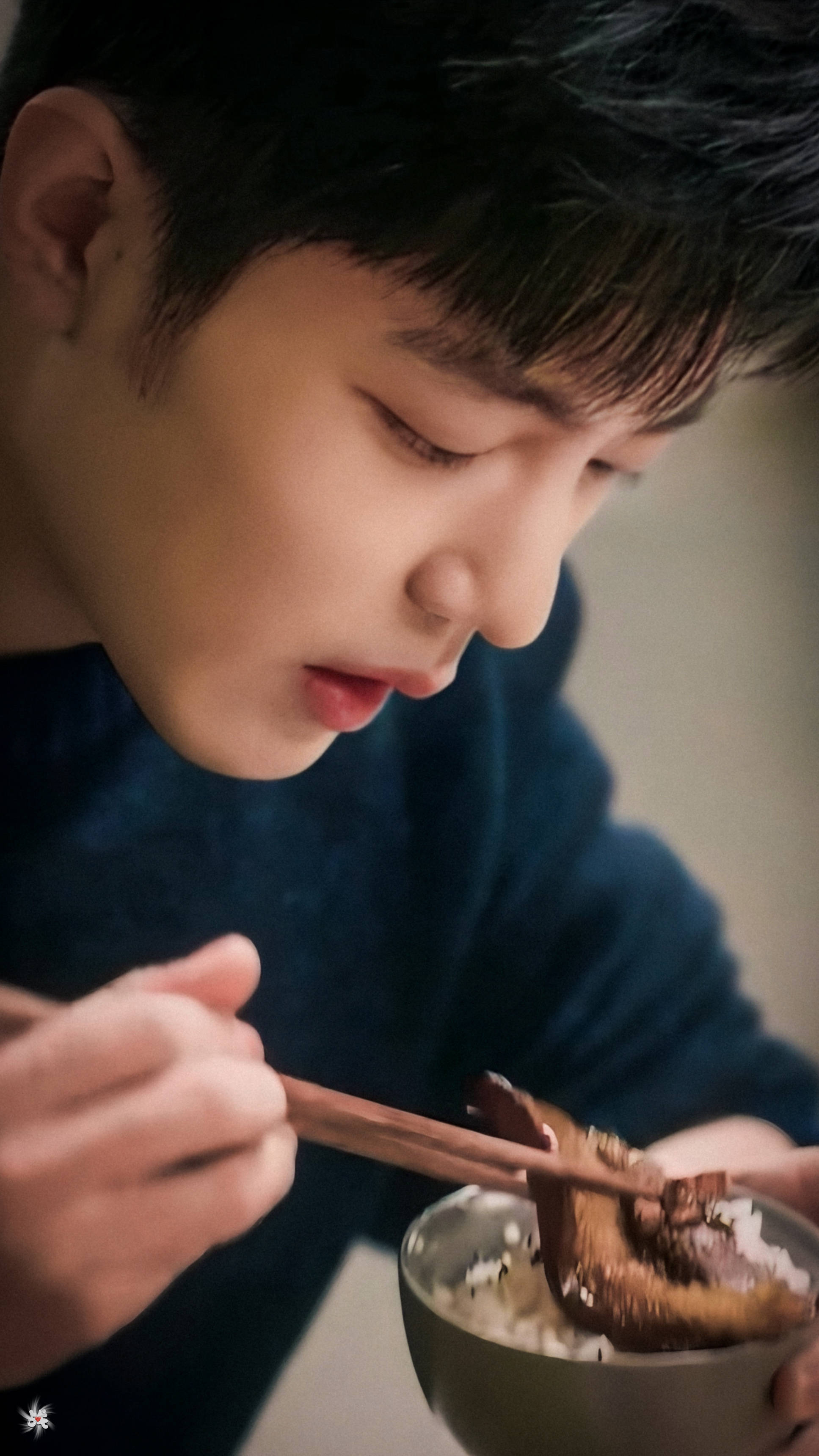 光明日报报道:肖战作品在印度爆红!跨国界,破韩流,闯世界