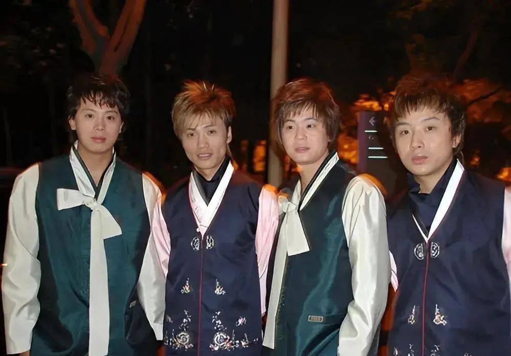 "好声音"最快转身保持者,靠短视频成顶流,他又火了_金润吉_歌曲