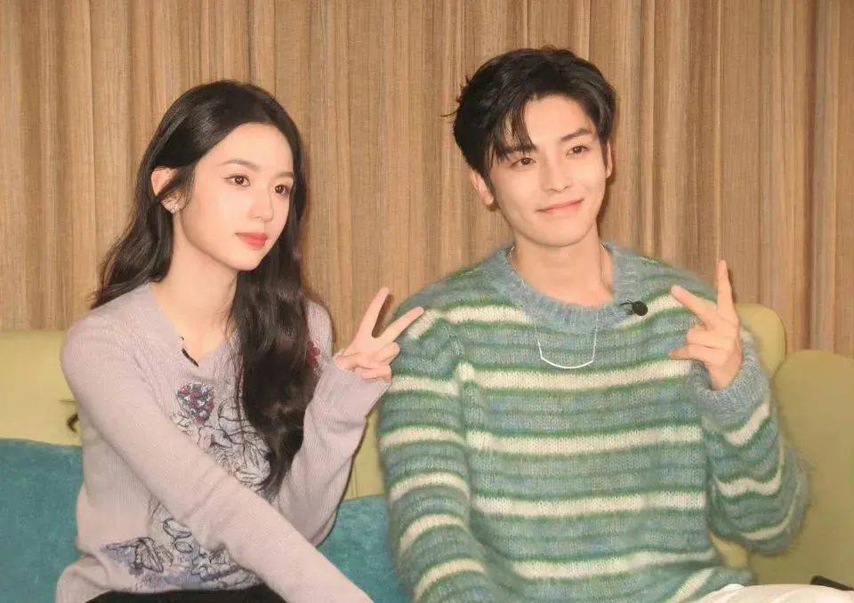 伊能静歪屁股?李沁被艳压?张云龙被公司放弃?