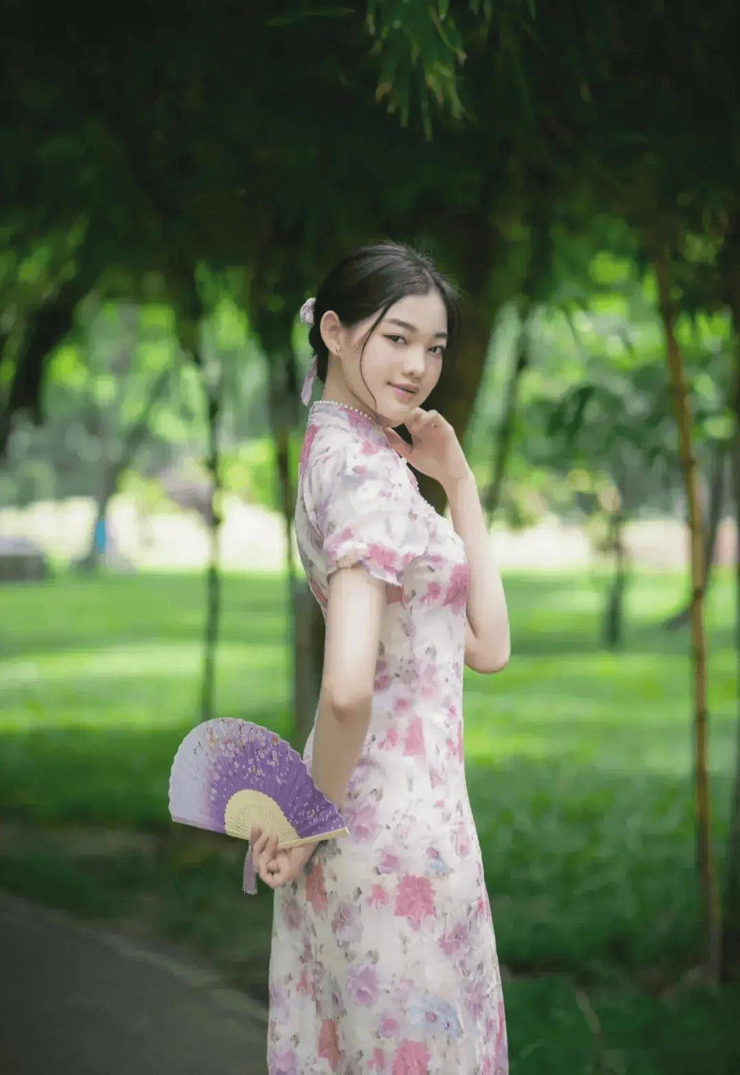 10个拍照姿势,满足不同场景拍摄需求!