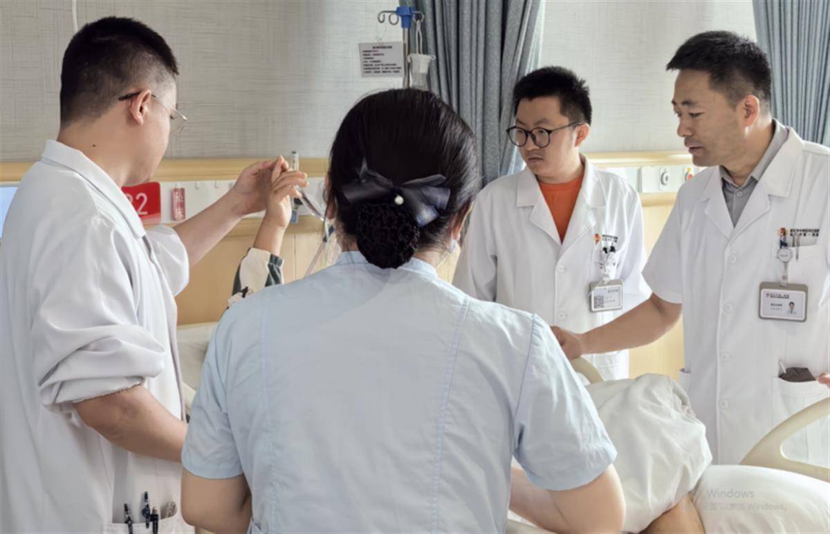 女子突发失语,确诊心梗合并脑梗,多学科协作心脑同治救回一命