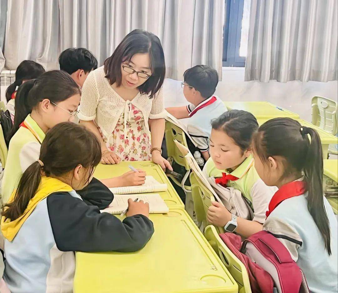 西航二中教育集团汉都二小"骨干展风采 教学塑典范"骨干教师展示课