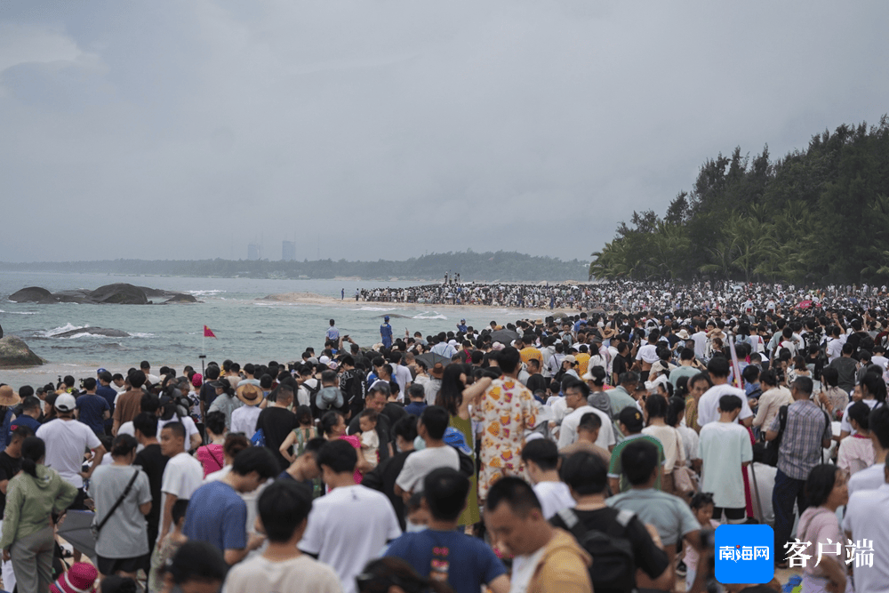 三亚情人湾潮汐表图片