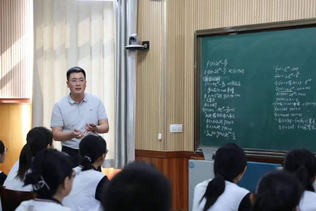 喜报 | 宋强老师荣获"首届平度英才"