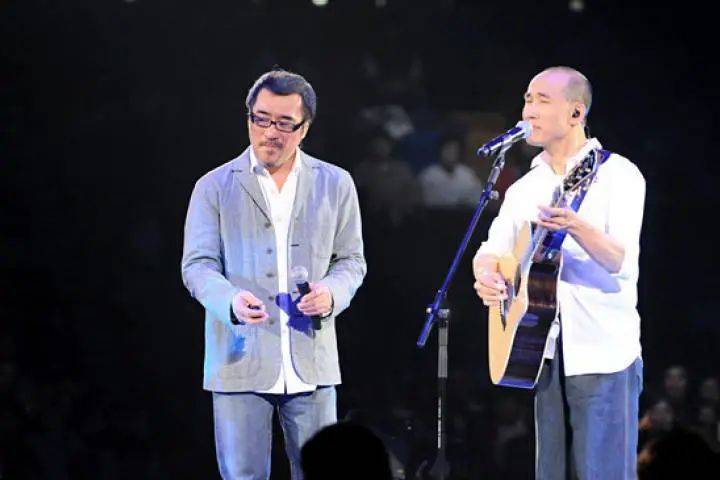 刘欢奉他为"教父",娶小25岁娇妻,14年前险些丧命?