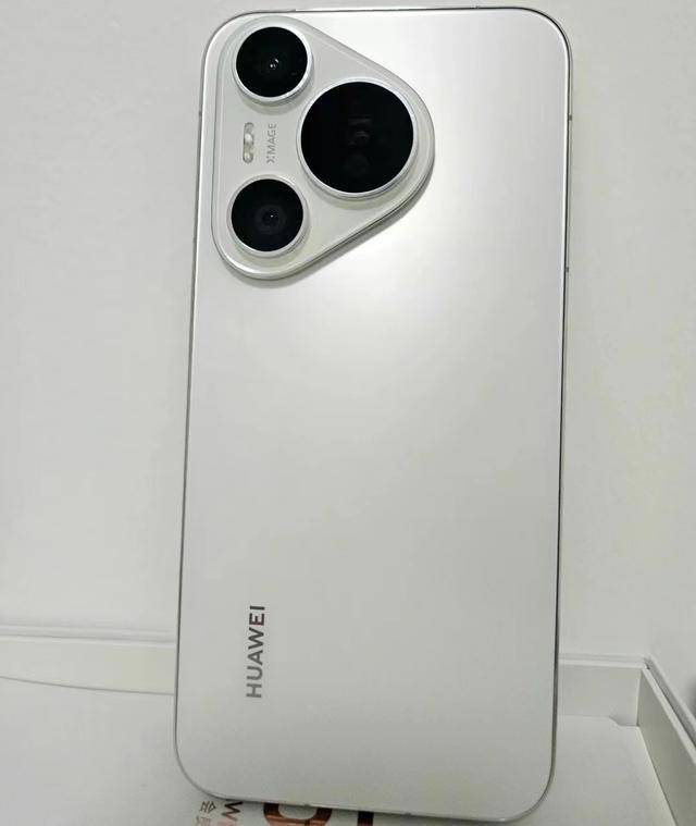 华为pura70与三星s24,你选谁?