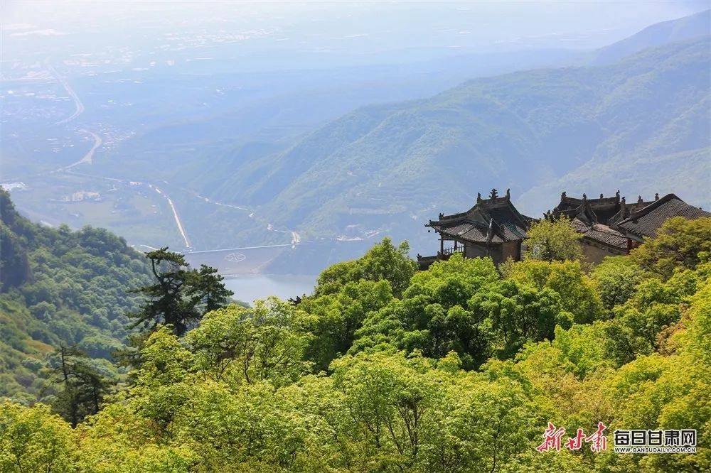 陇南旅游景点排名前十图片