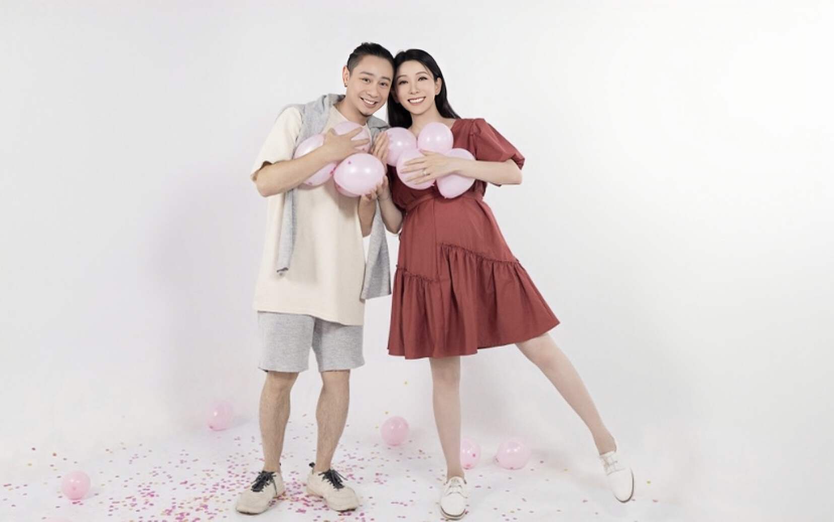 恭喜!41岁香港女星文凯玲宣布怀孕,戳破气球公开肚中胎儿性别