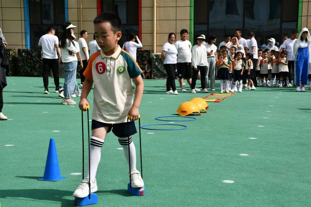 sports旋风接力赛sports好玩的滑溜布sports超级跑酷sports奔跑的脚步