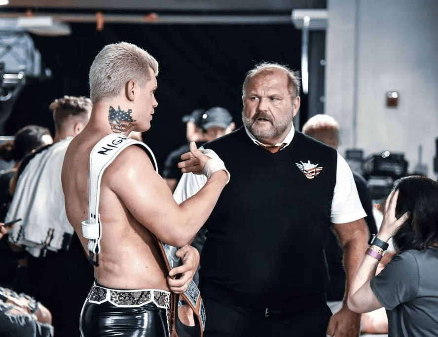 前wwe选手做出回应,直言aj干得