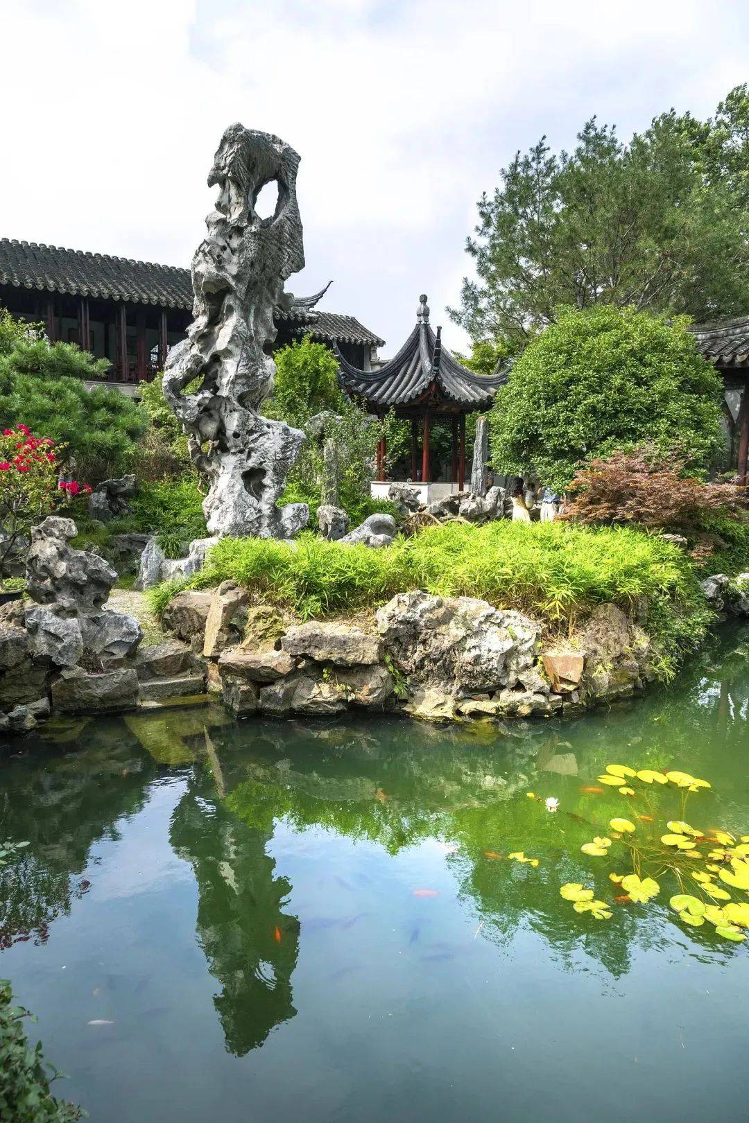 富商官员除注重养身,养气和人文素质外,还重视构建园林亭阁,嘉兴,无锡