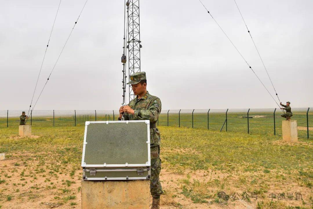 默默守望的导航兵,引领战鹰高飞远航!