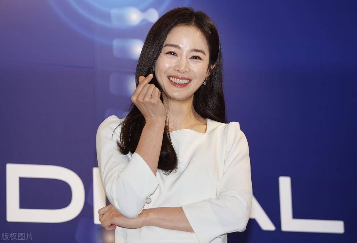 金泰希这颜值,这才是全球最帅面孔!