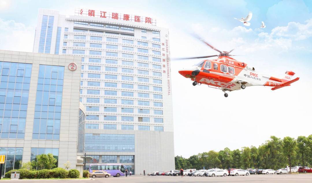 镇江瑞康医院6月3日,记者从院方获悉,去年12月,52岁的翟女士夫妇俩冒