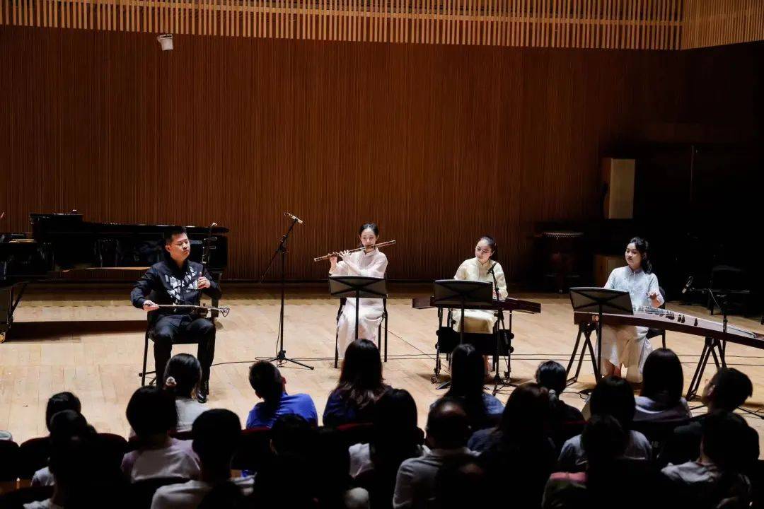 "2024弦动海上——纪念二胡大师闵惠芬专场音乐会"成功举办_京胡_上海