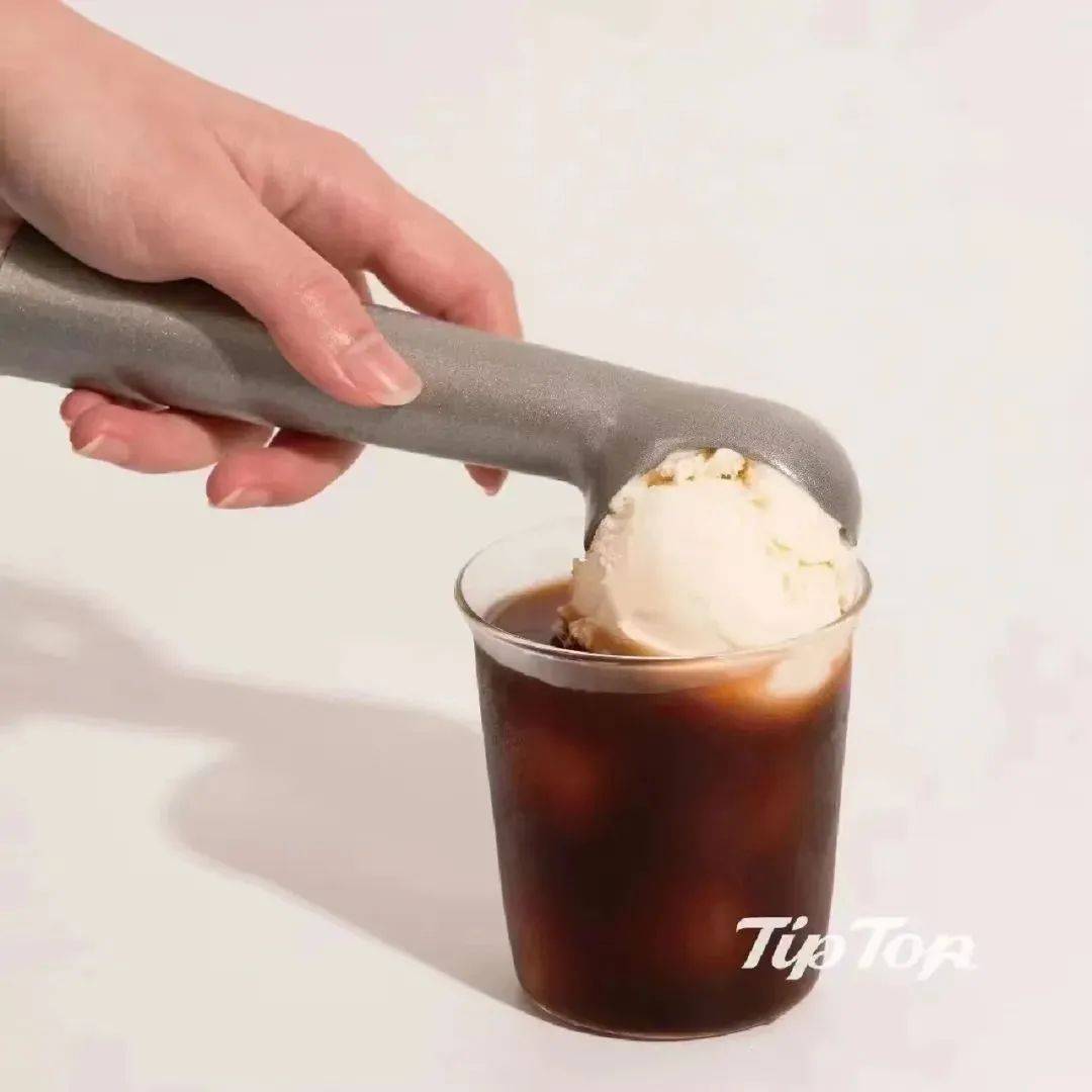 74 是怎样的国宝级冰淇淋,让前英国女王伊丽莎白二世都爱吃的不行?