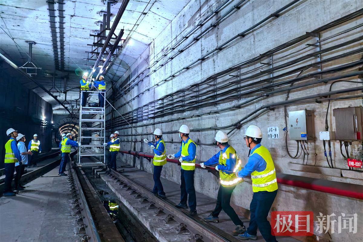 武汉地铁启动"安全生产月"活动