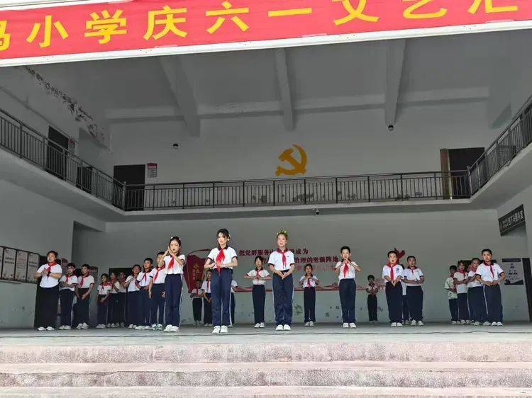 运城安邑东街小学图片