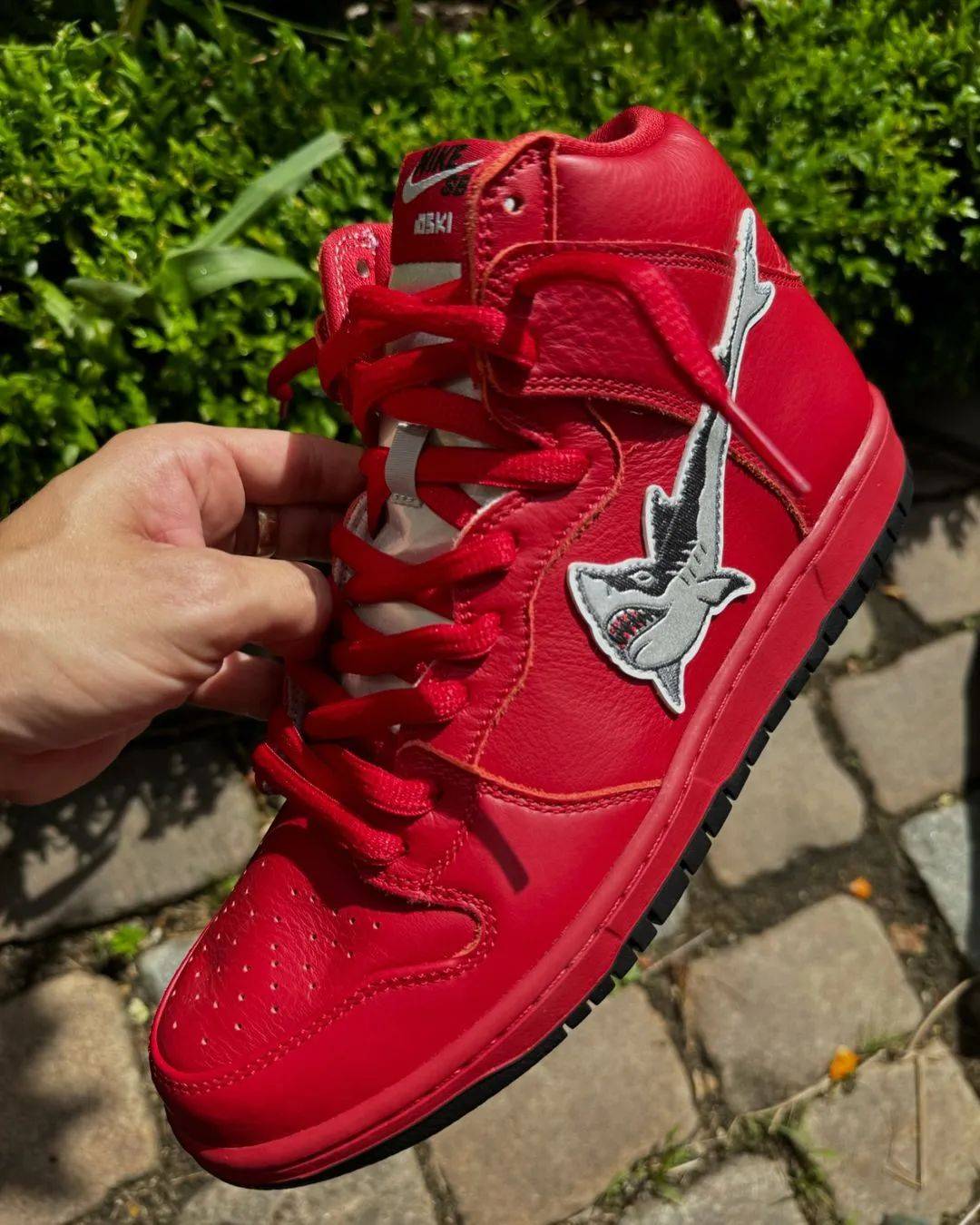 红色"大白鲨"来袭!nike sb x oski正式公布