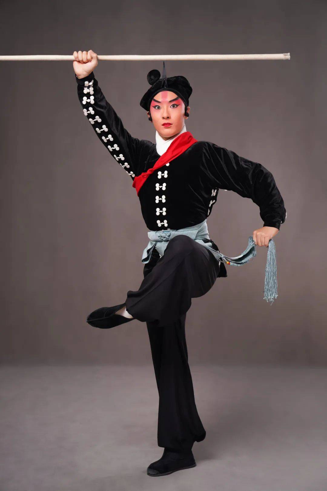 第十届"圆梦中国·春苗行动"北京市优秀少儿题材舞台剧目展演开幕