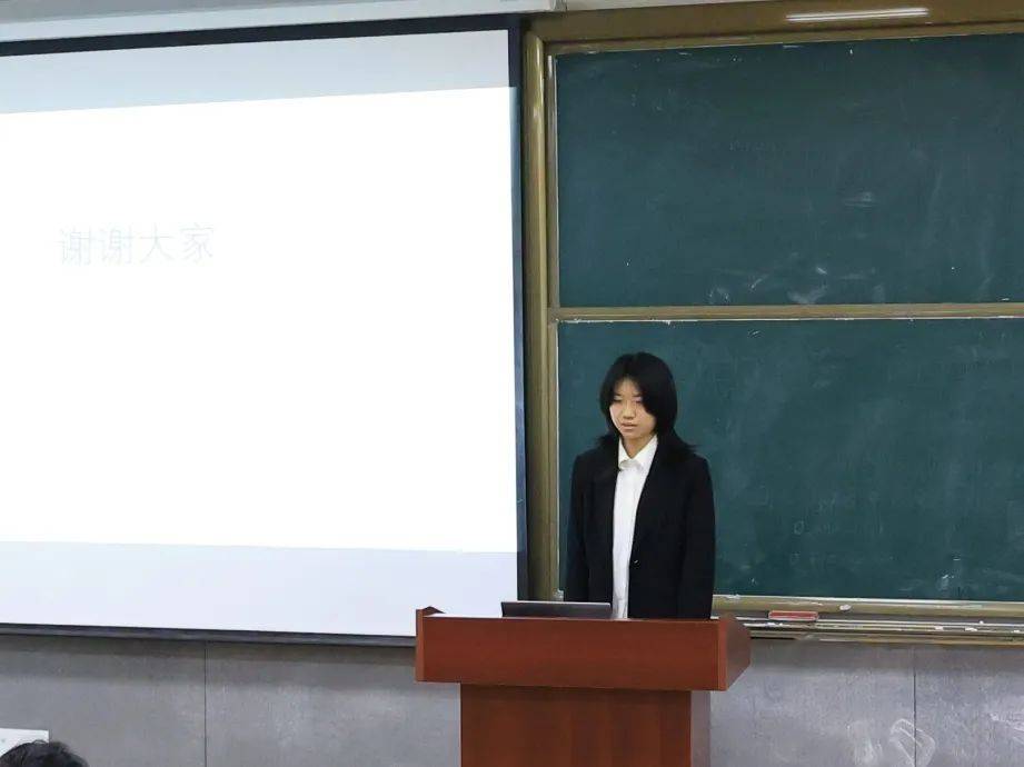 信息与控制学院大学生新媒体运营中心召开67第八届