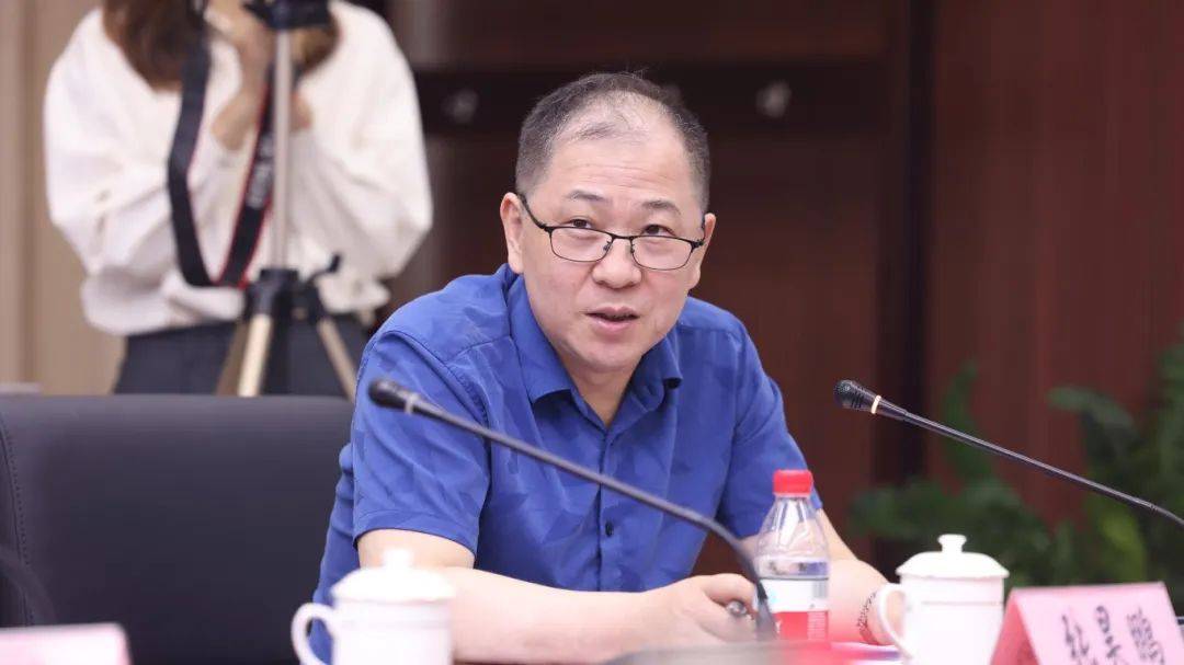 《中国心理健康年鉴》创刊座谈会暨编委会第一次全体会议在北京成功