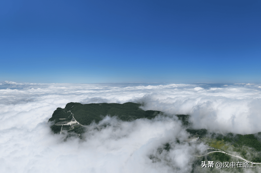 端午假期来汉中龙头山,开启一场穿越云端仙境的奇妙之旅~_云海_夏日