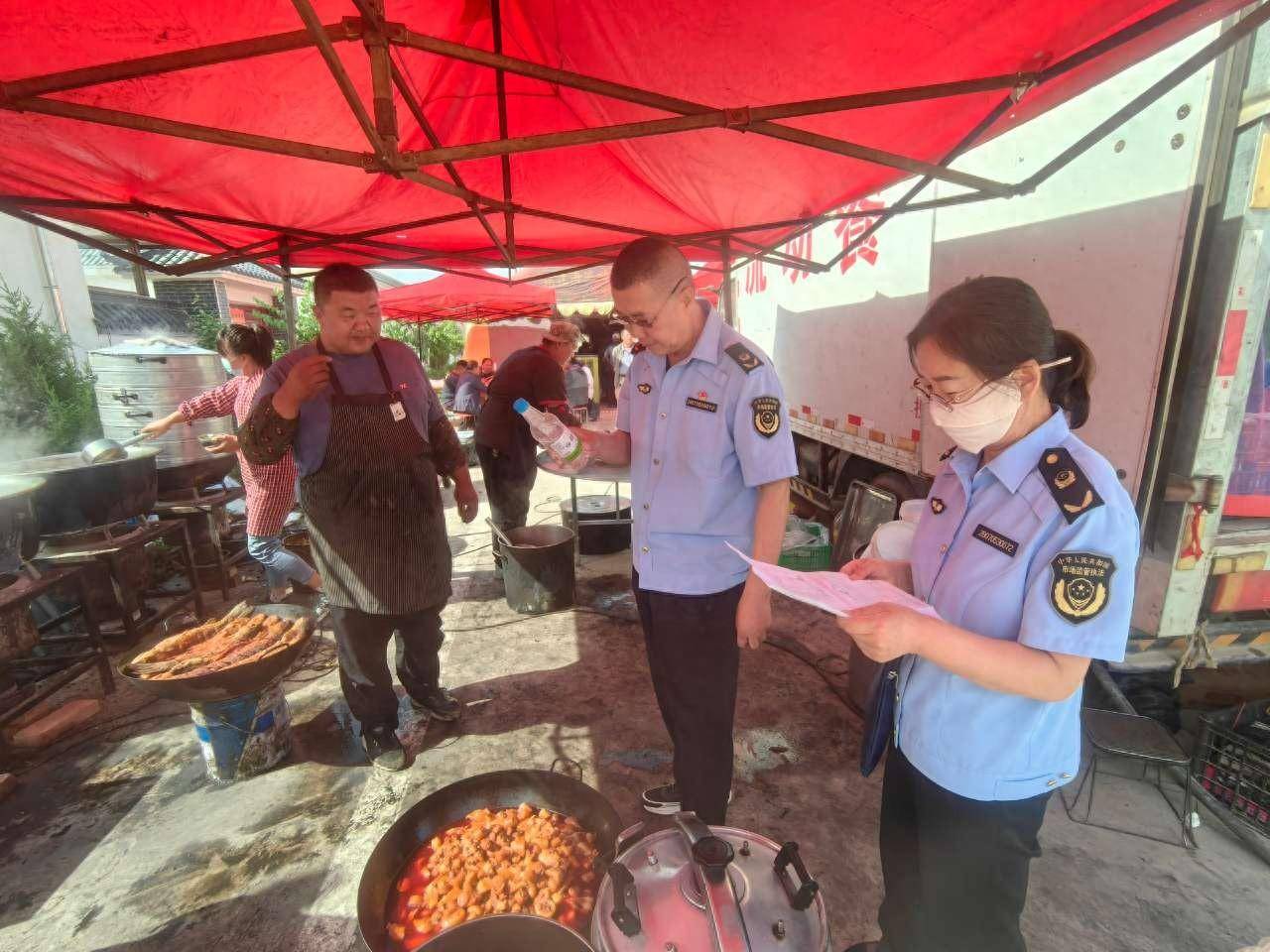 【创建国家食品安全示范城市】高台县巷道镇市场监管所开展流动餐车