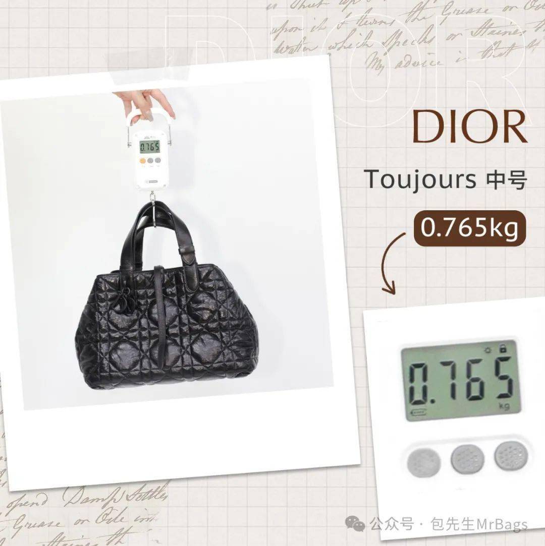 背上身既轻松又不会累赘,还散发着一股专属于dior的优雅贵气感~jisoo