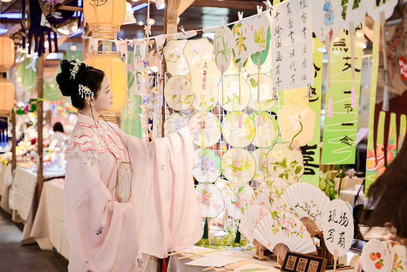 穿行大明盛景,第三届虹桥天地汉服节启幕