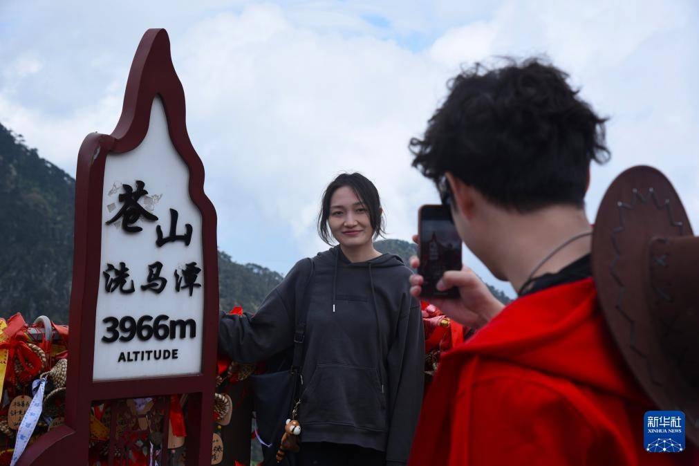 云南大理:苍洱毓秀引客来