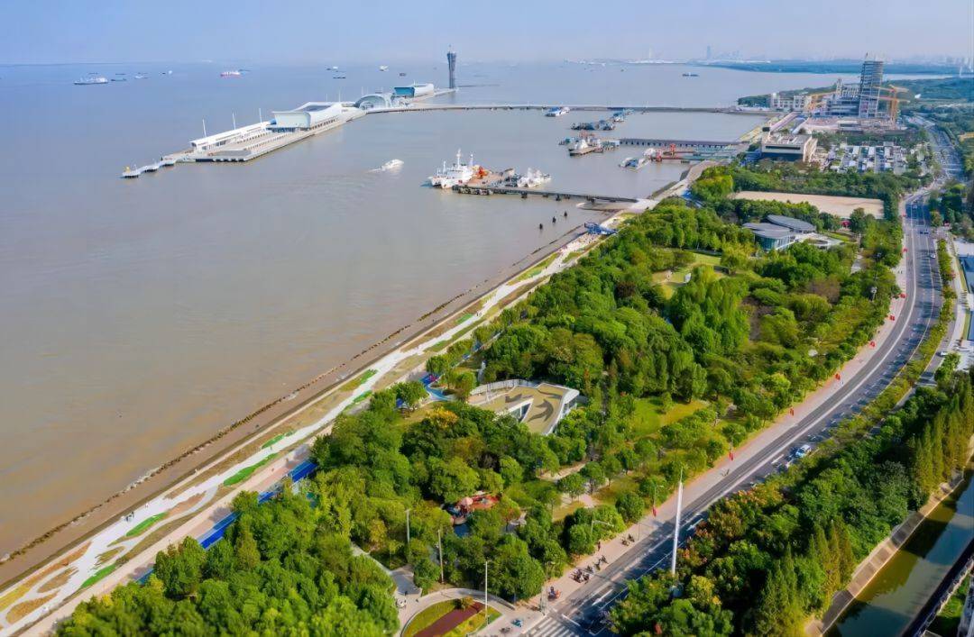 宝山这条滨江线，带你畅游上海国际邮轮旅游度假区