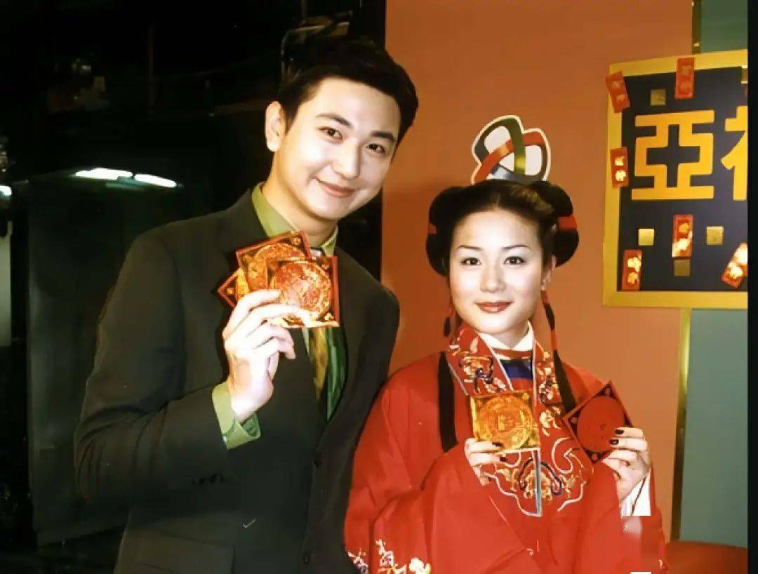 在家爆头血流不止,急召救护车保住一条命,曾半夜s扰店员被告上法庭?