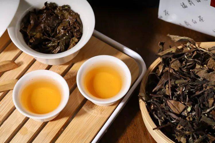 五星金奖大师白茶,福鼎老寿眉,茶汤清亮,入口回甘!