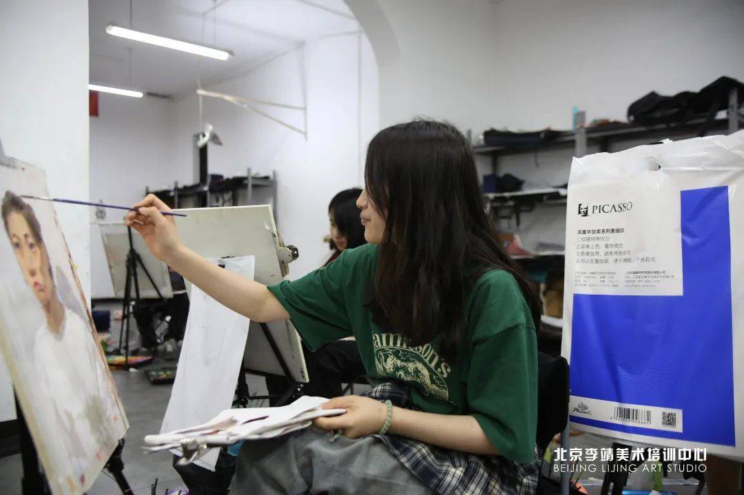 李靖画室联考定制班招生简章_朝阳区_美术_北京