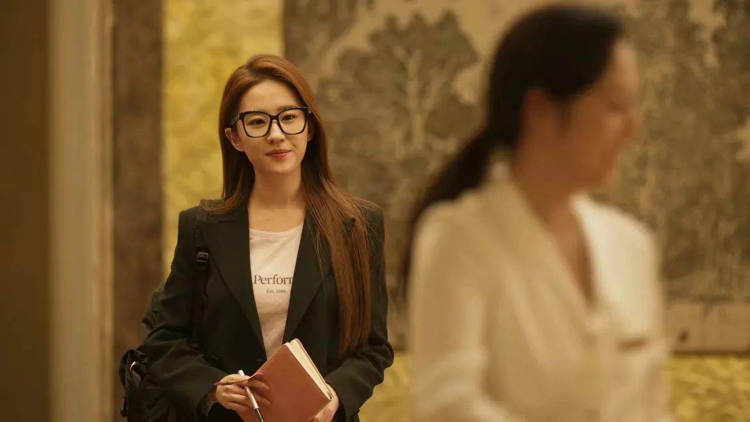 新剧试毒:刘亦菲《玫瑰的故事》,张颂文荣梓杉《看不见影子的少年》等