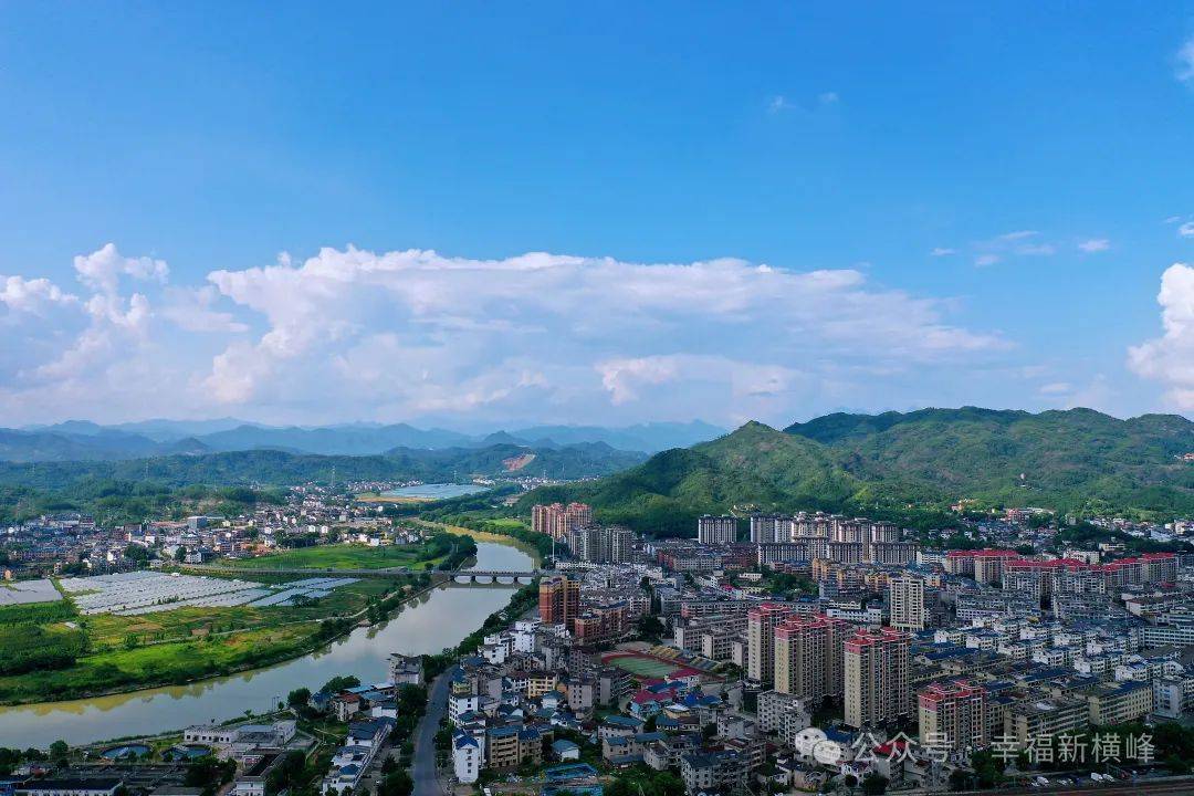 高考作文出炉!如果和ai聊横峰