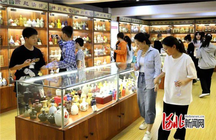 永清燕南春酒文化博览园:酒文化与旅游牵手 生产线变观光线