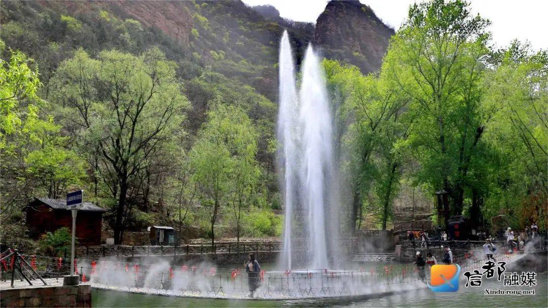英谈古寨↓周公山↓抱香谷景区↓大峡谷↓张果老山景区↓免门票绝区