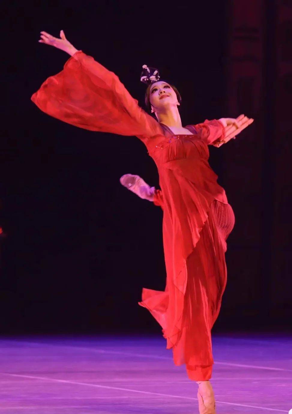 朱寅 饰 公上下滑动董家铭饰公上下滑动吴澳 饰 公上下滑动刘彬 饰臣