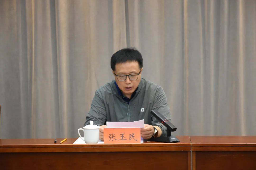 张玉民通报了我市第四次全国文物普查工作的进展情况.