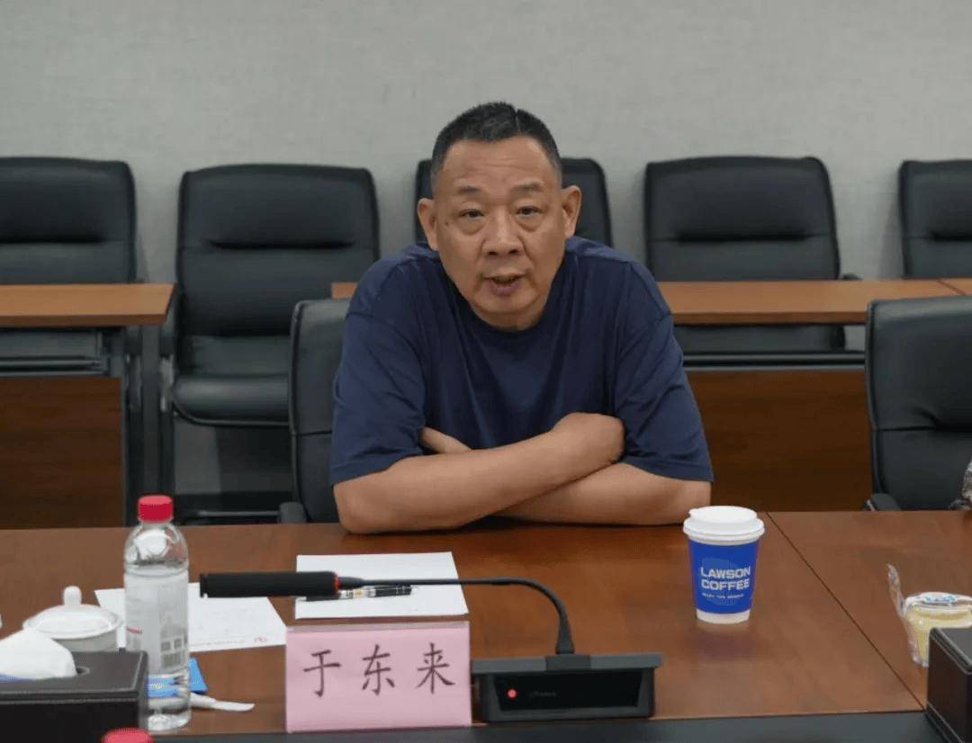 于东来现身中百集团:称将共享供应链信息