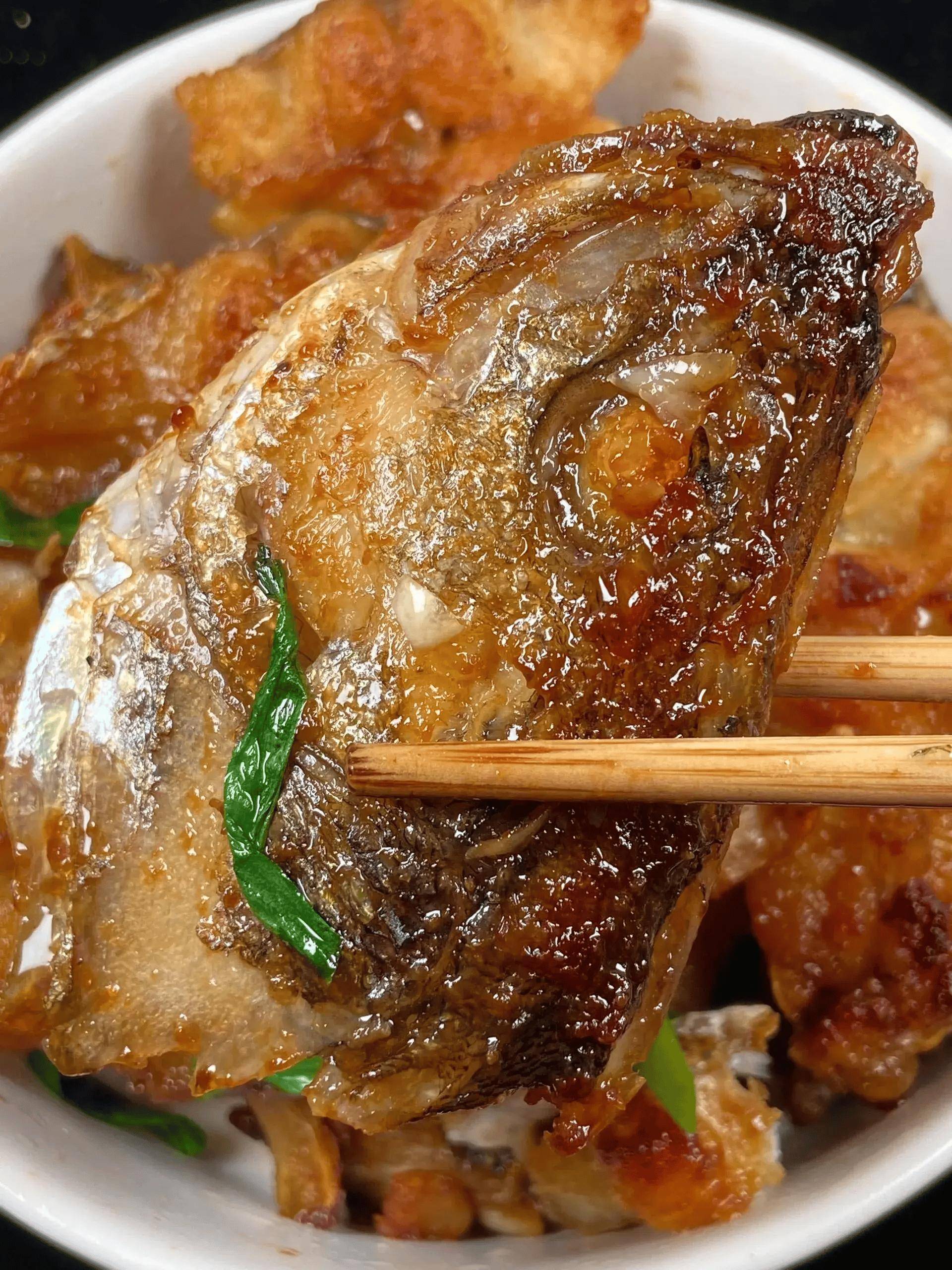 "补脑第一名"不是核桃,而是它,营养超过鸡蛋,老人小孩要常吃_鲈鱼_香