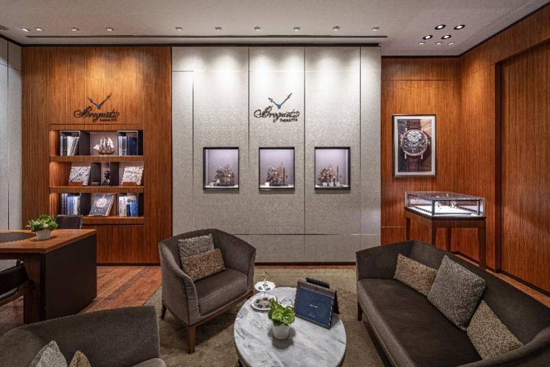 ���ᡰʱ���䱦������Ѳ��չ��վ��½����,9�µ�½�ɶ�