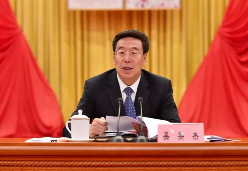 在西藏工作47年的吴英杰被查，今年中纪委已查5正部级老虎