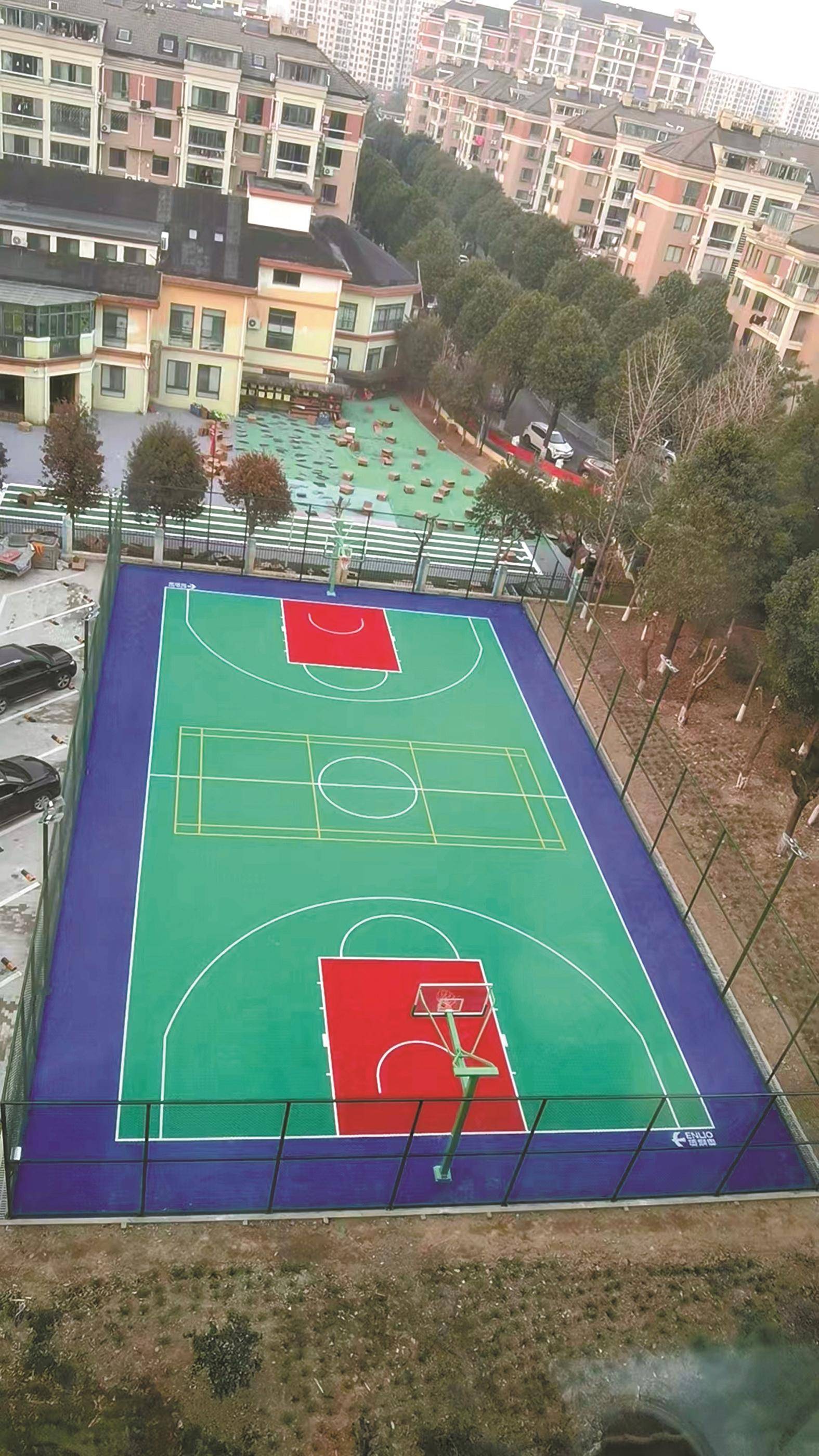 近期的雍景苑小区,哪里人气最旺?非小区多功能运动场莫属!