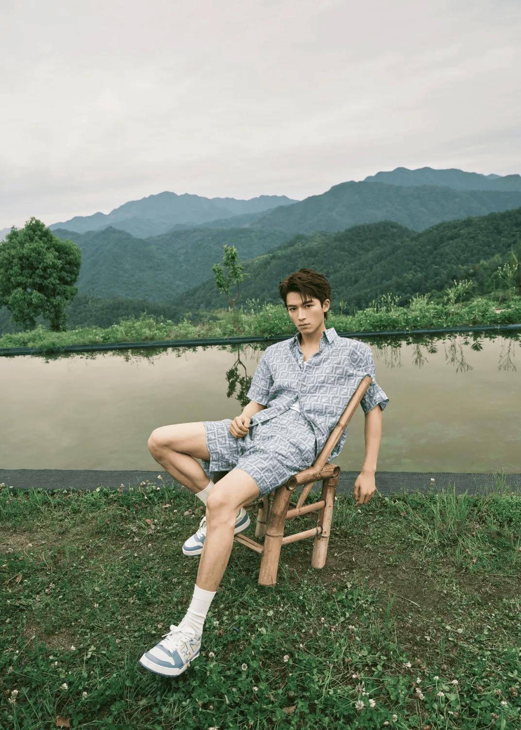 22岁新晋内娱男妲己因"夺人妻"爆红,网友:他还只是个孩子啊!