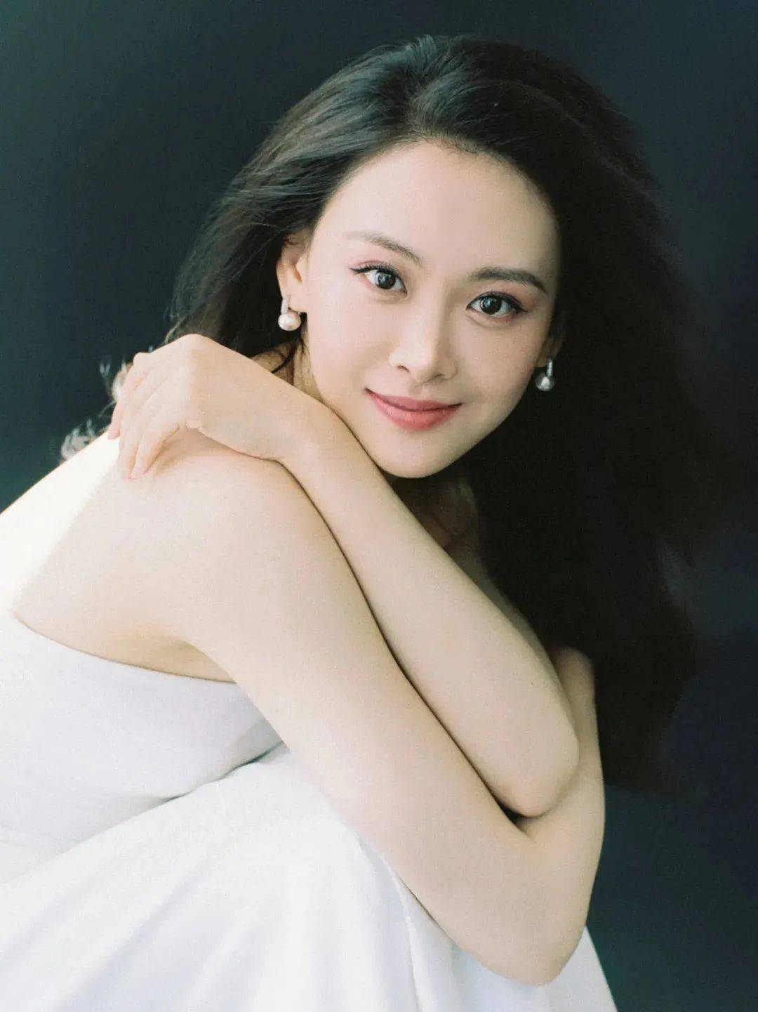 潘杭苇中国歌剧舞剧院歌剧演员青年抒情花腔女高音歌唱家中央音乐