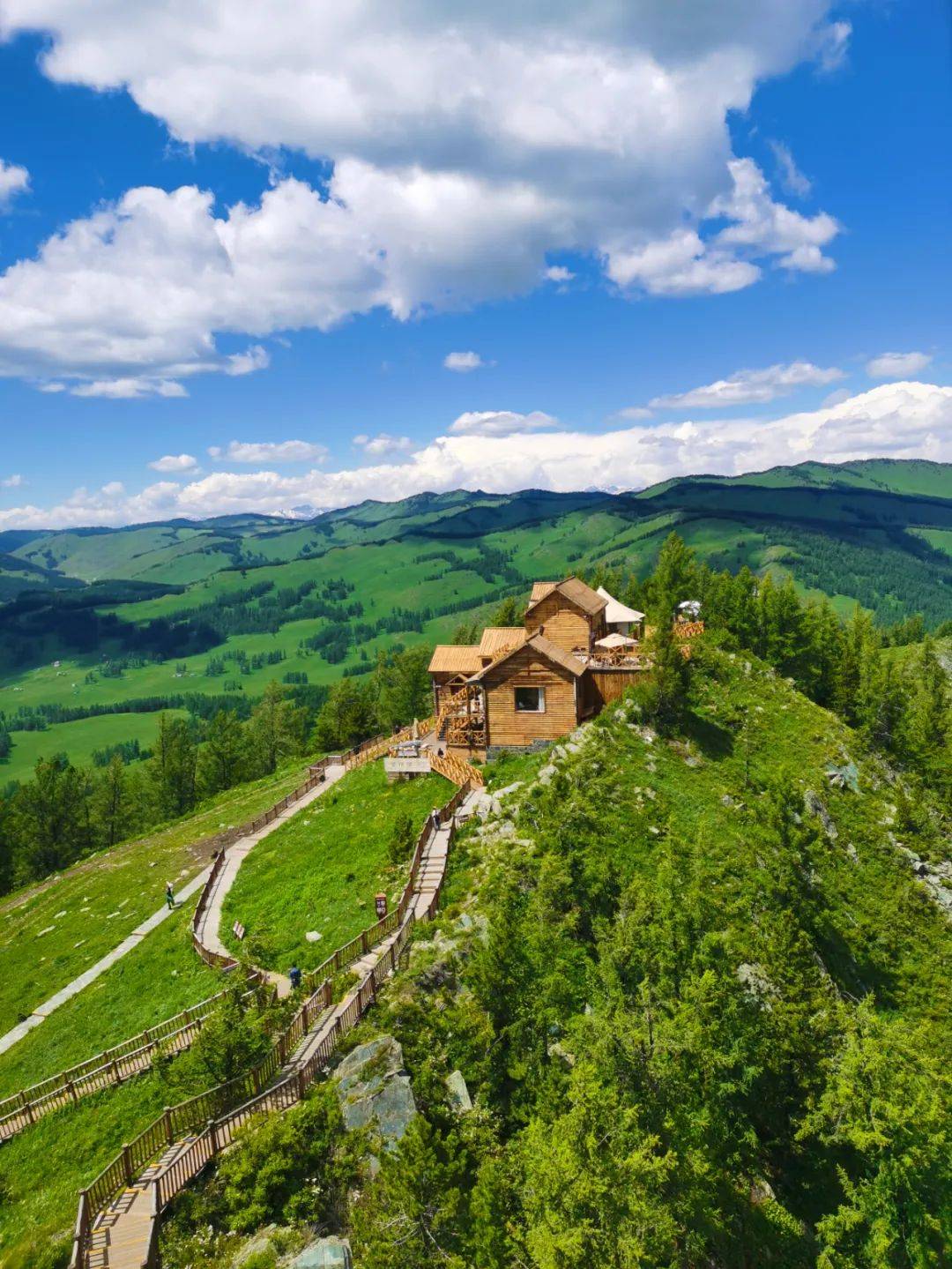 空中草原那拉提